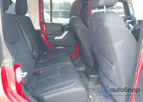 2014 Jeep Wrangler Unlimited Sahara z USA, uszkodzony, nr VIN 1C4BJWEG9EL152833